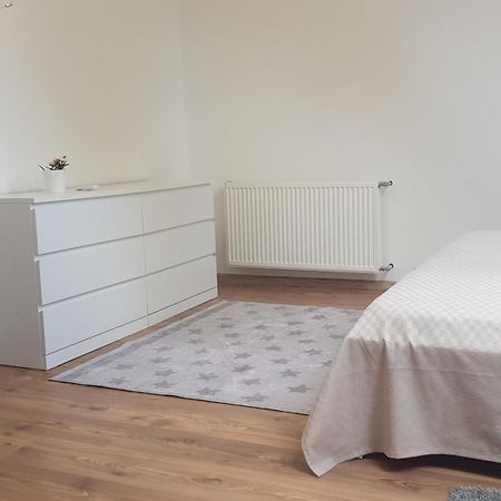 Vegvar Delux Apartman Jula Exterior foto