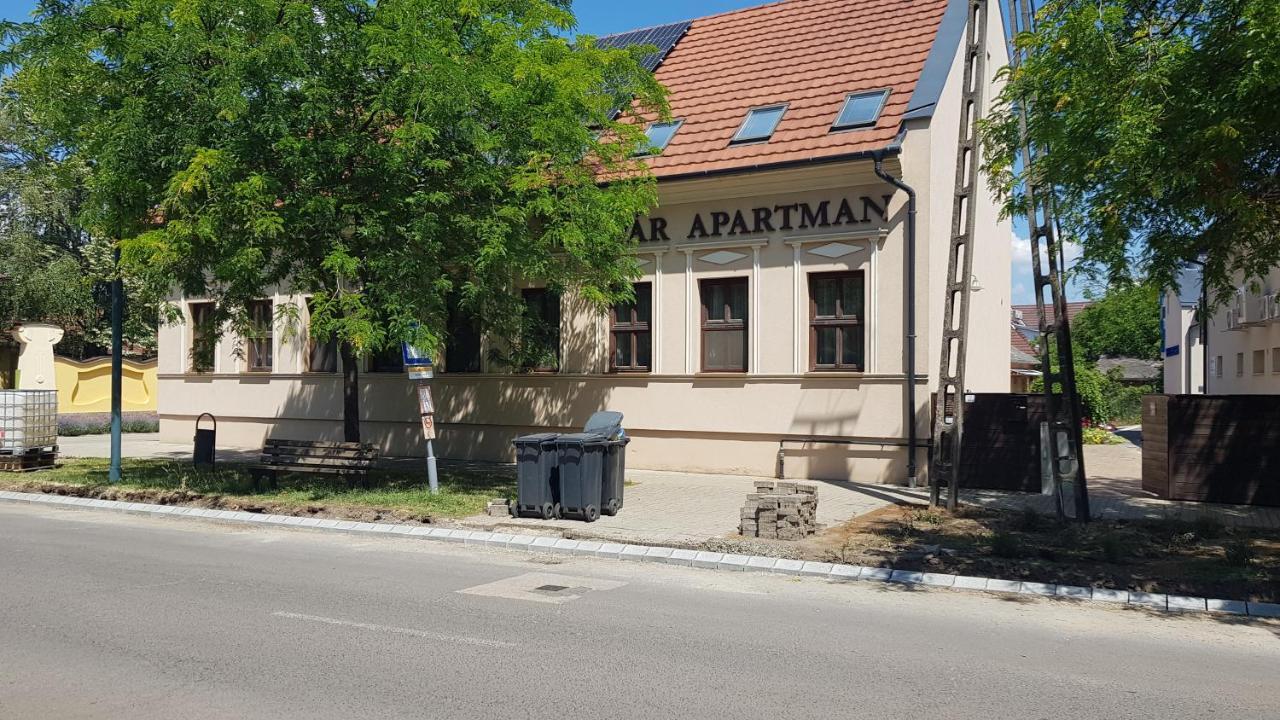 Vegvar Delux Apartman Jula Exterior foto