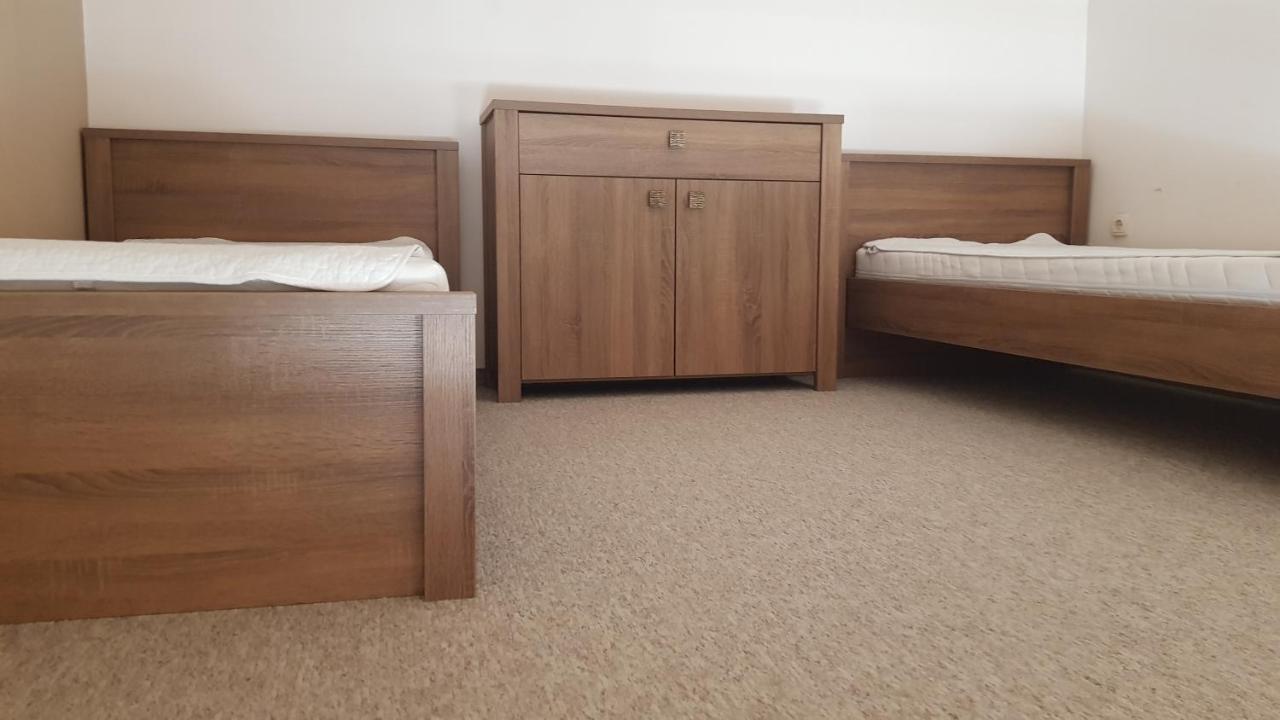 Vegvar Delux Apartman Jula Exterior foto
