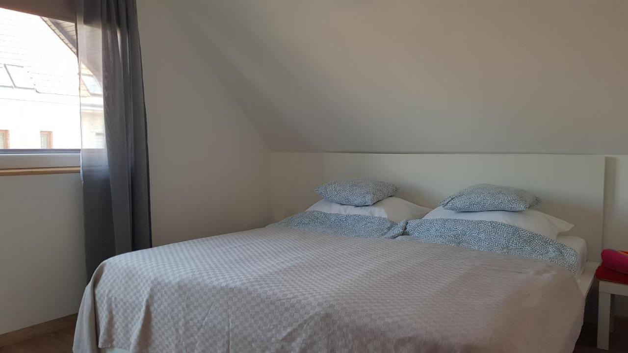 Vegvar Delux Apartman Jula Exterior foto